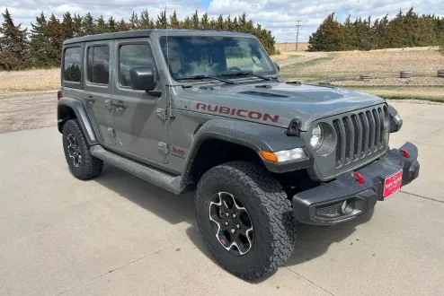 2023 Jeep Wrangler Rubicon photo 2