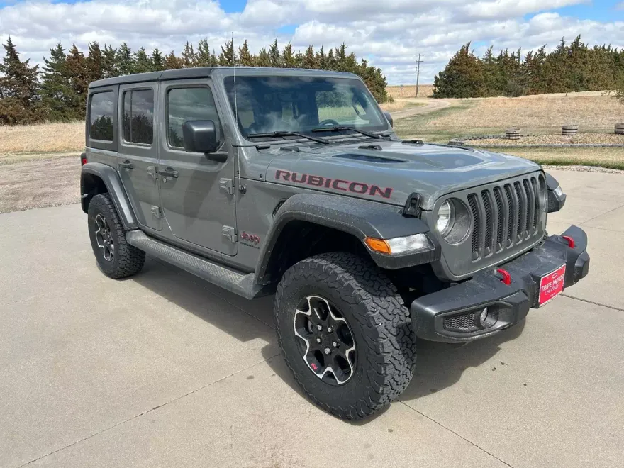 2023 Jeep Wrangler Rubicon photo 2