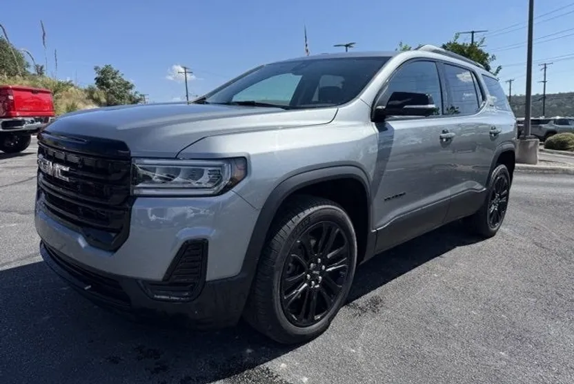 2023 Gmc Acadia SLE photo 1
