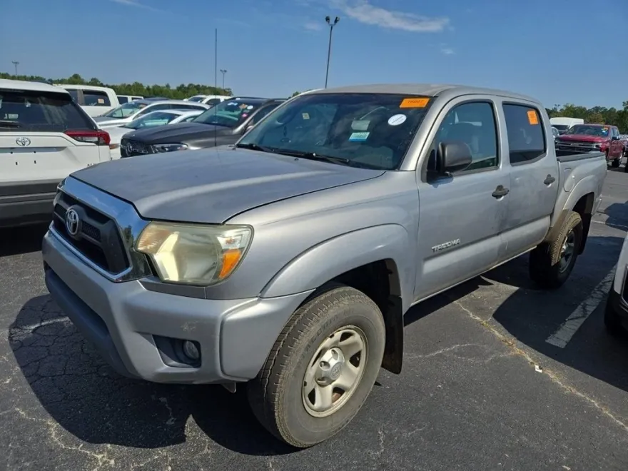 2014 Toyota Tacoma PreRunner V6 photo 1