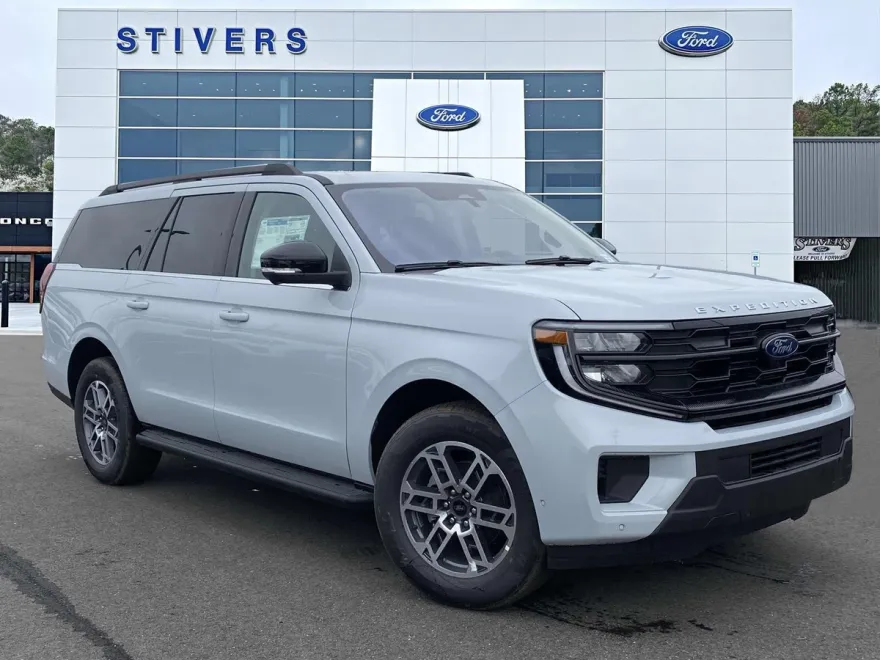 2025 Ford Expedition MAX photo 1