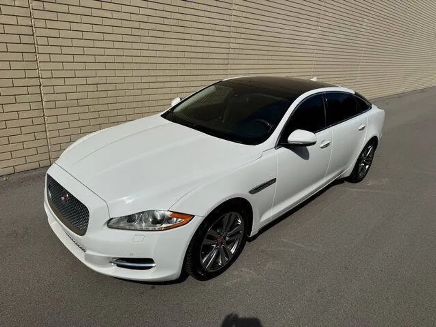 2014 Jaguar XJ XJL Portfolio photo 1