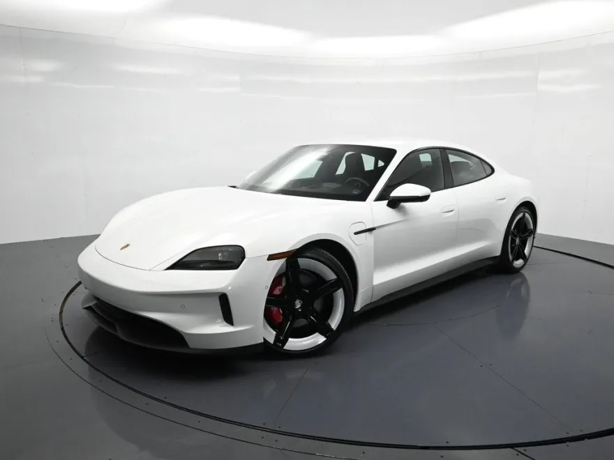 2025 Porsche Taycan 4S photo 1