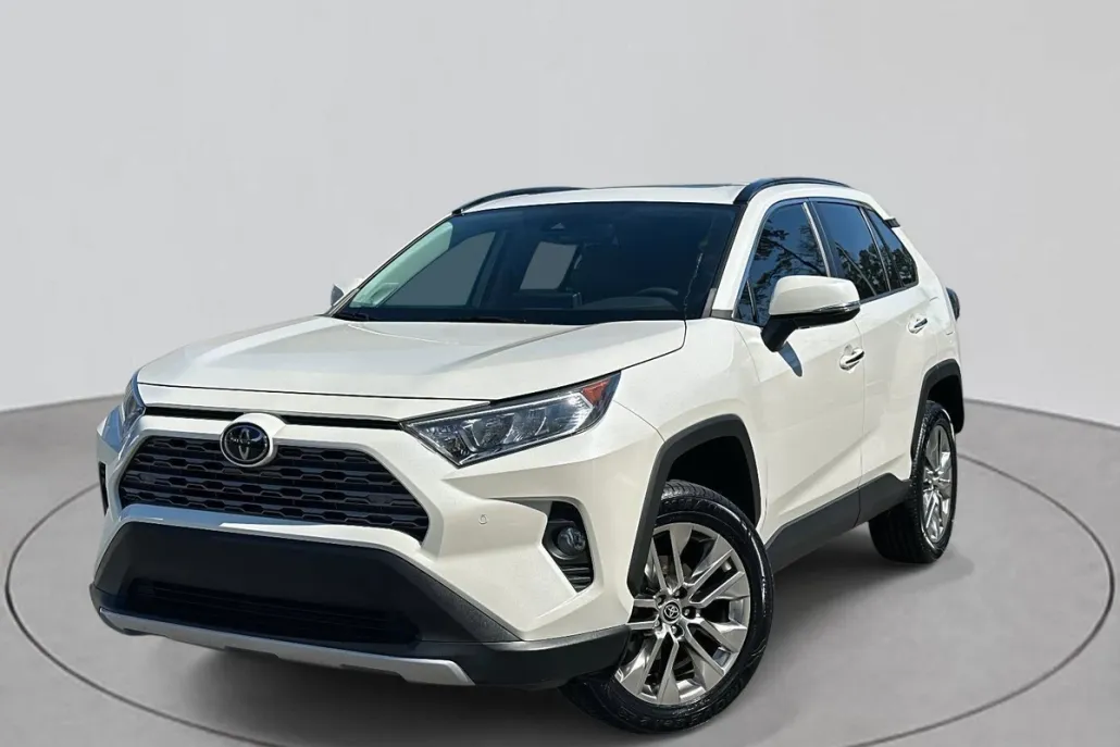 2021 Toyota RAV4 Limited photo 1