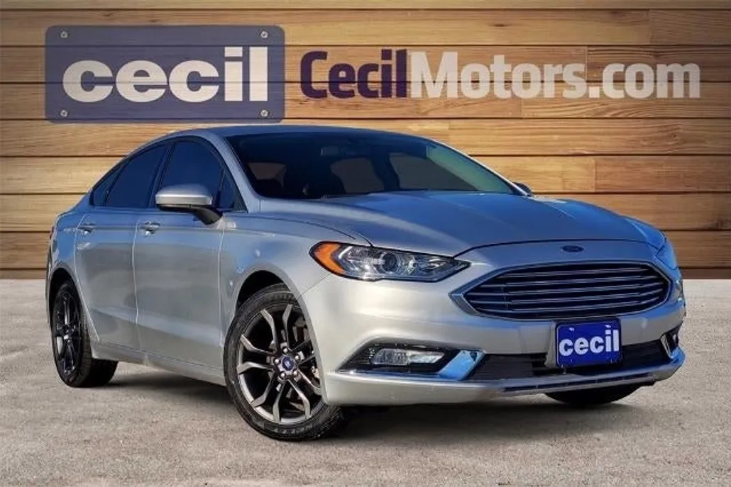 2018 Ford Fusion S photo 1