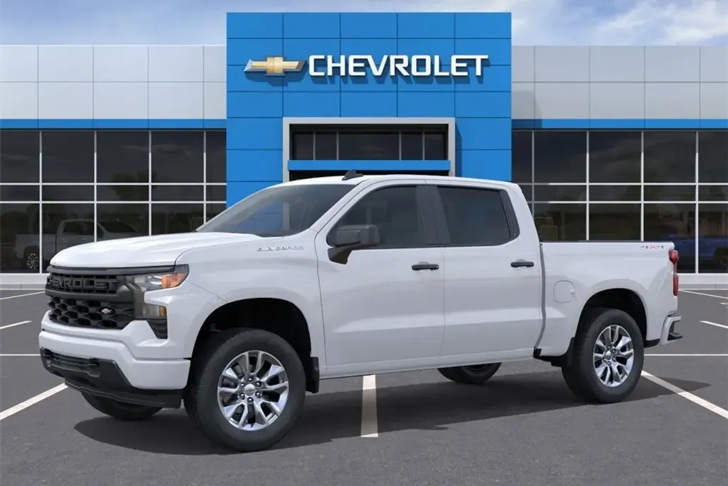 2026 Chevrolet Silverado 1500 Custom photo 1