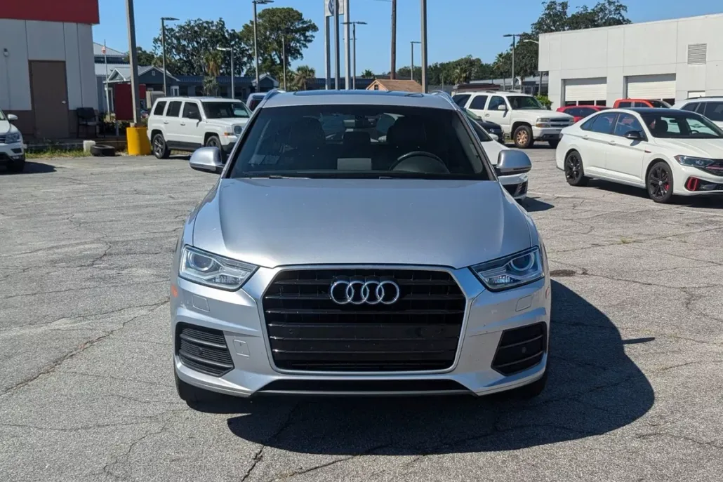 2016 Audi Q3 Premium Plus photo 1