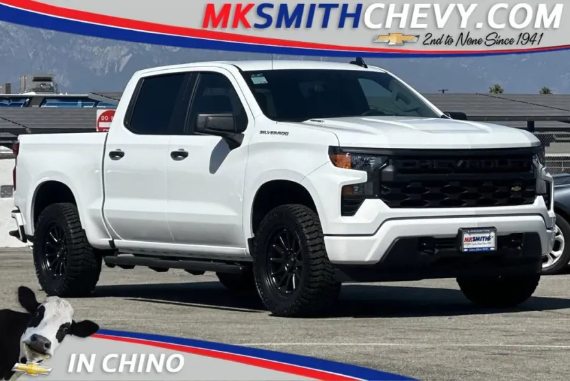2025 Chevrolet Silverado 1500 Custom photo 1