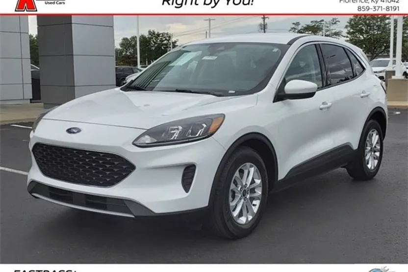 2020 Ford Escape SE photo 1