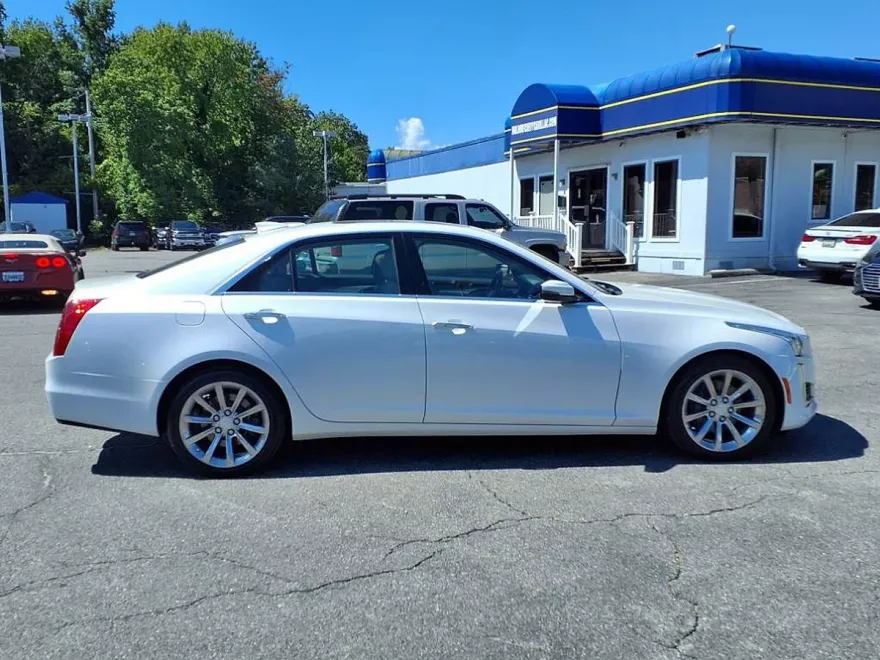 2019 Cadillac CTS Sedan Luxury photo 1