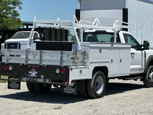 2024 Ford F-550 photo 4