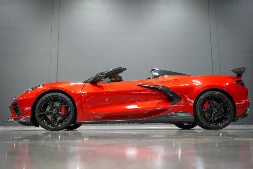 2023 Chevrolet Corvette Stingray 3LT Convertible photo 1