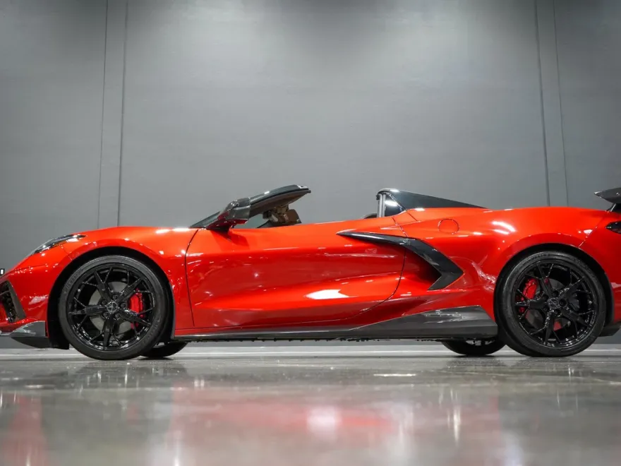 2023 Chevrolet Corvette Stingray 3LT Convertible photo 1