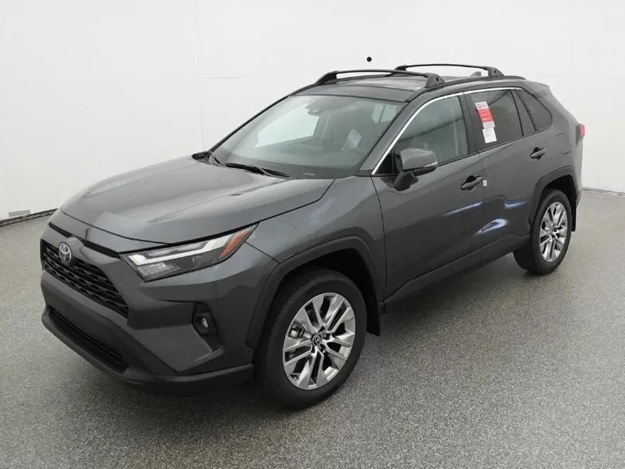 2025 Toyota RAV4 Premium XLE photo 1