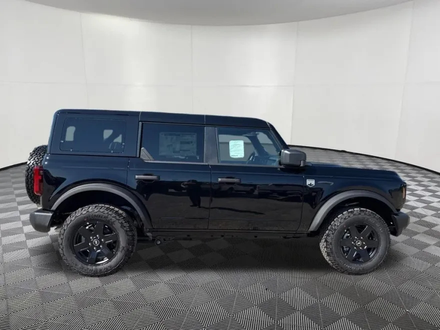 2025 Ford Bronco Big Bend photo 1