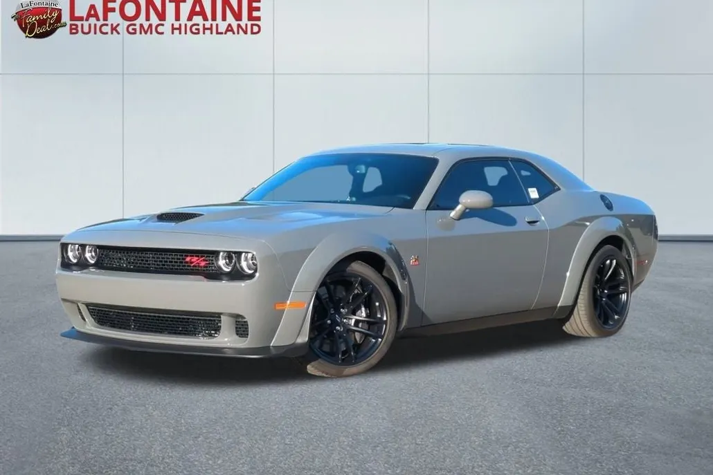 2023 Dodge Challenger R/T Scat Pack photo 1