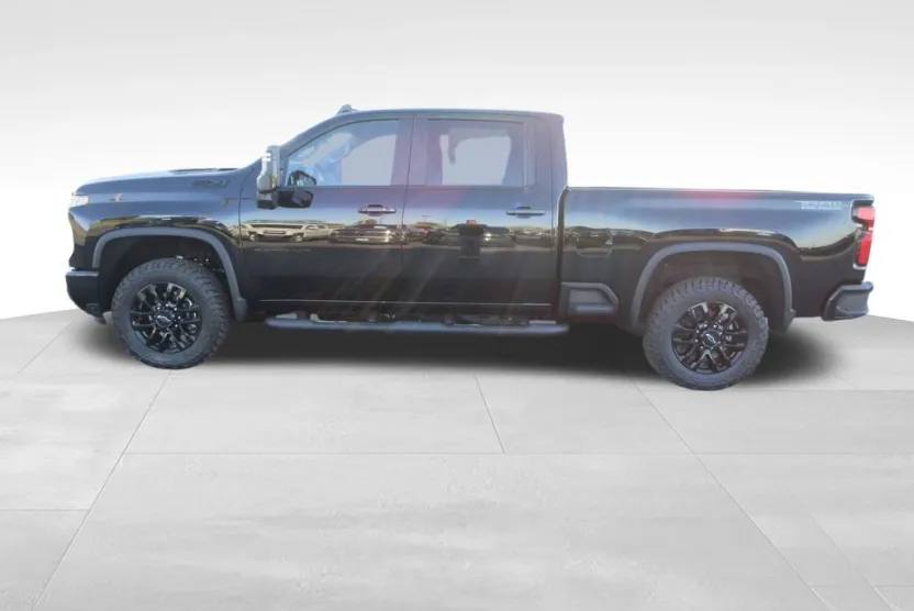 2026 Chevrolet Silverado 2500HD LT photo 1