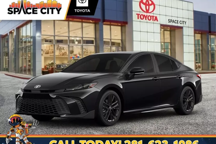 2026 Toyota Camry SE photo 1