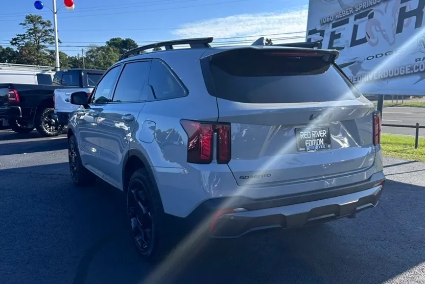 2025 Kia Sorento X-Line EX photo 1