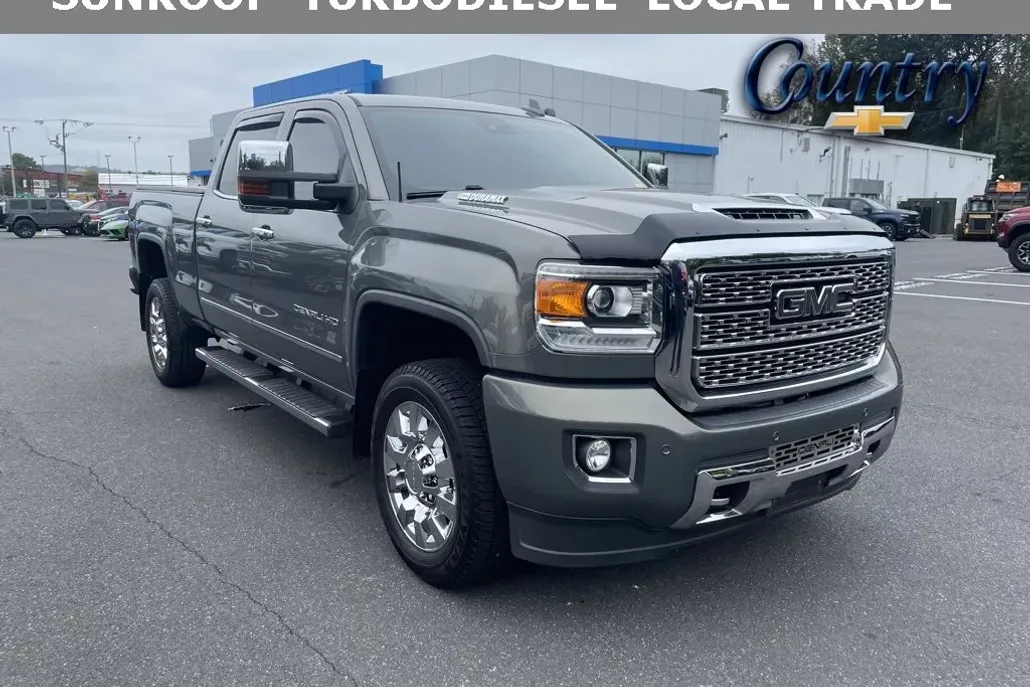 2018 Gmc Sierra 2500 HD Denali photo 1