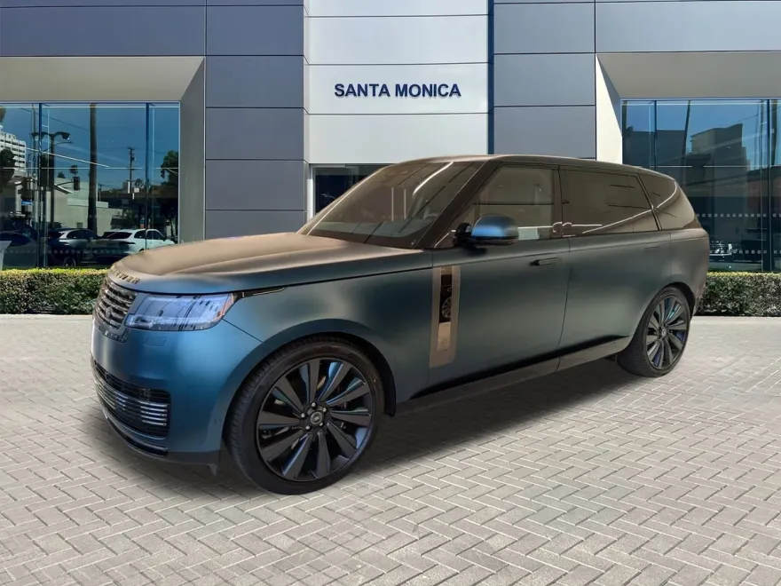 2025 Land Rover Range Rover SV photo 1