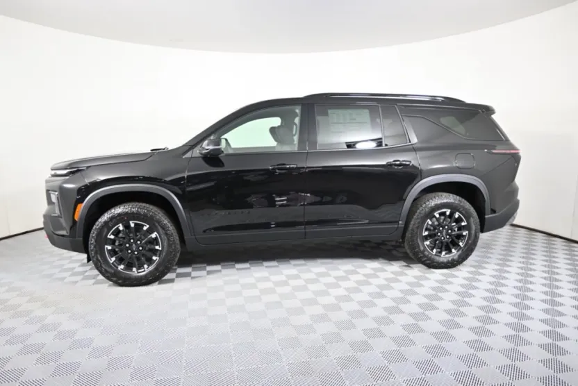 2026 Chevrolet Traverse Z71 photo 1