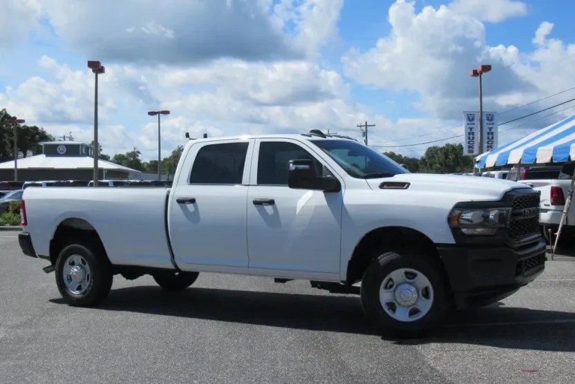 2024 Ram 2500 Tradesman photo 1