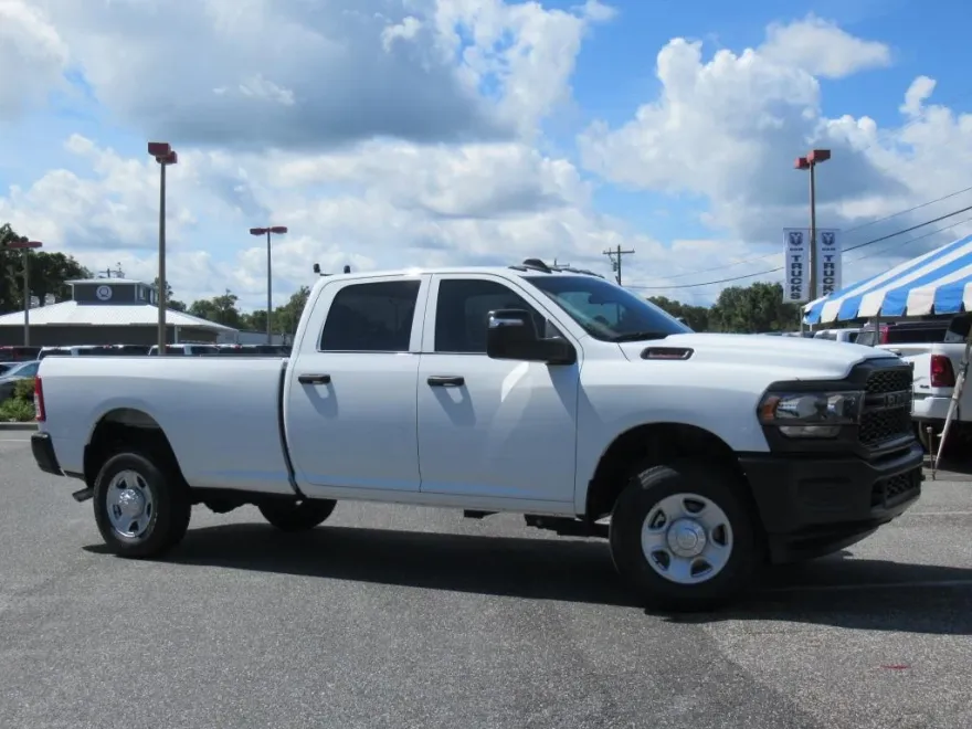 2024 Ram 2500 Tradesman photo 1