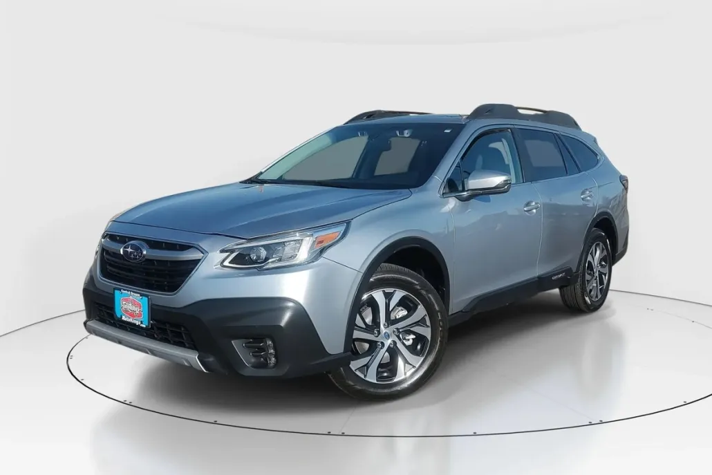 2022 Subaru Outback Limited photo 1