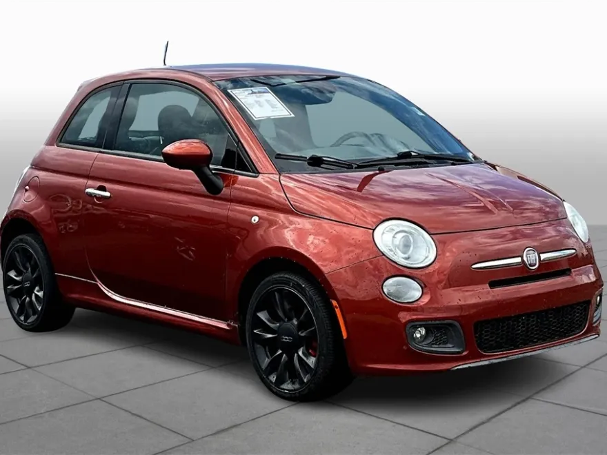 2015 Fiat 500 Sport photo 1