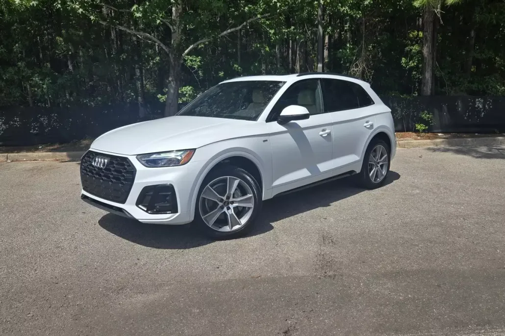 2025 Audi Q5 S line Premium photo 1