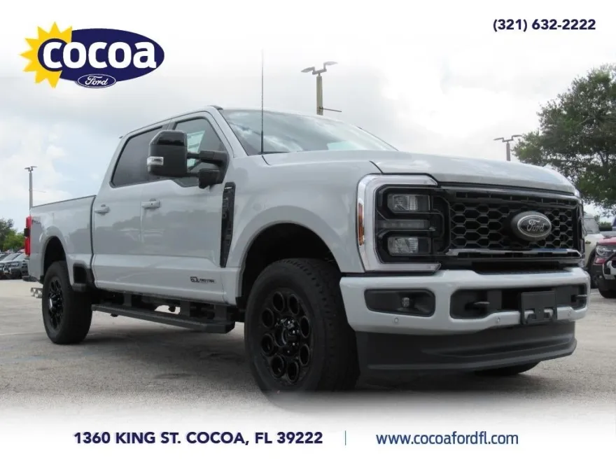 2025 Ford F-250 Lariat photo 1