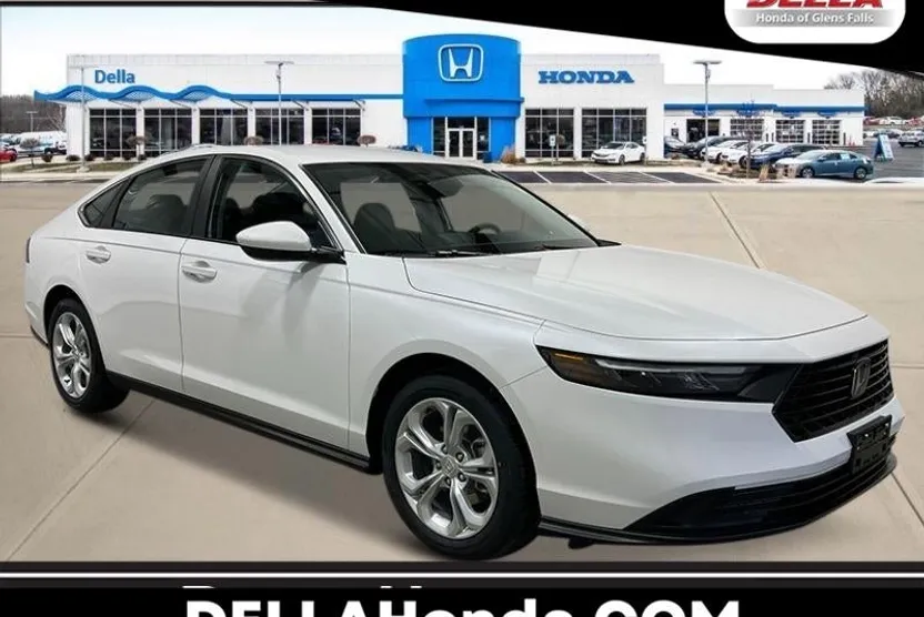 2025 Honda Accord LX photo 1