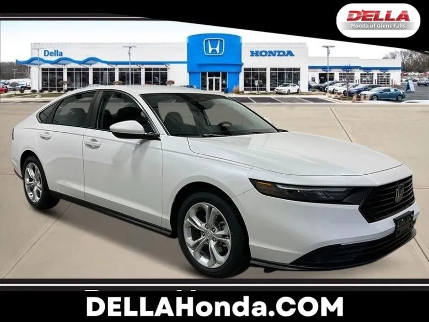 2025 Honda Accord LX photo 1