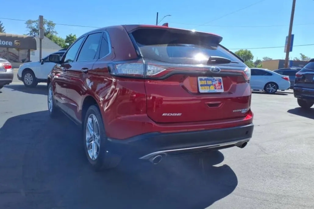 2018 Ford Edge Titanium photo 1
