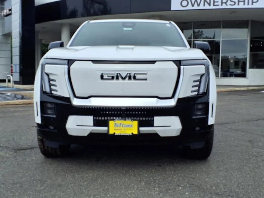 2025 Gmc Sierra EV Denali photo 1