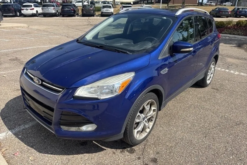 2015 Ford Escape Titanium photo 1