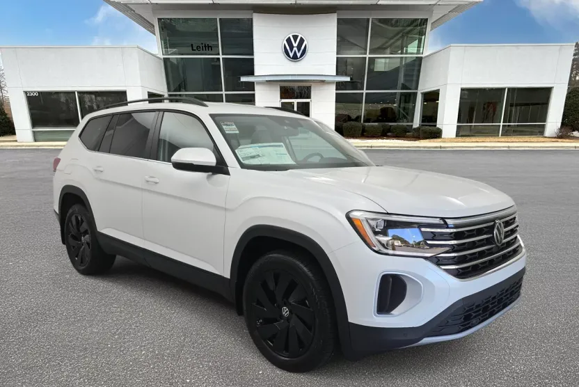 2026 Volkswagen Atlas SE Technology photo 1