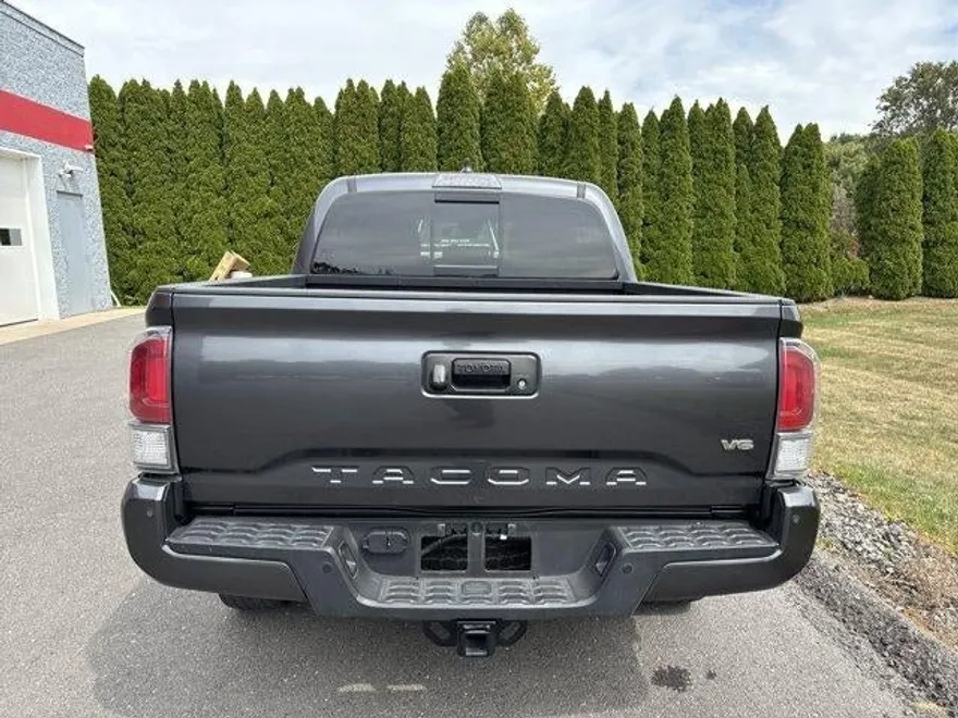 2023 Toyota Tacoma 4x4 TRD Double Cab V6 photo 1