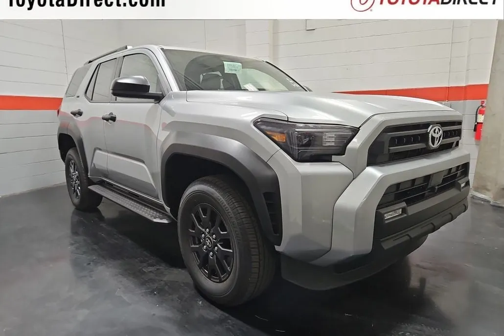 2025 Toyota 4Runner SR5 photo 1