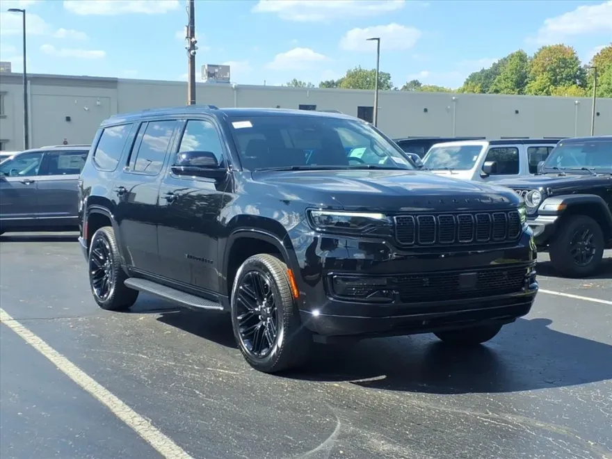 2025 Jeep Wagoneer Series II Carbide photo 1