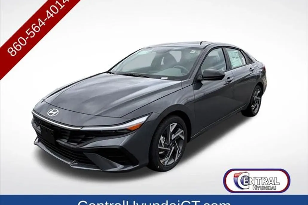 2025 Hyundai Elantra SEL Sport photo 1