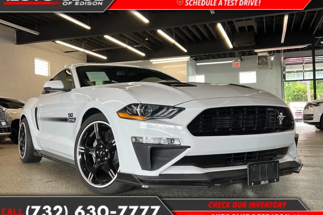 2019 Ford Mustang GT Premium photo 1
