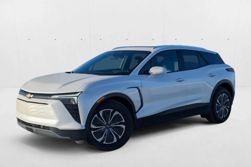 2024 Chevrolet Blazer EV photo 1