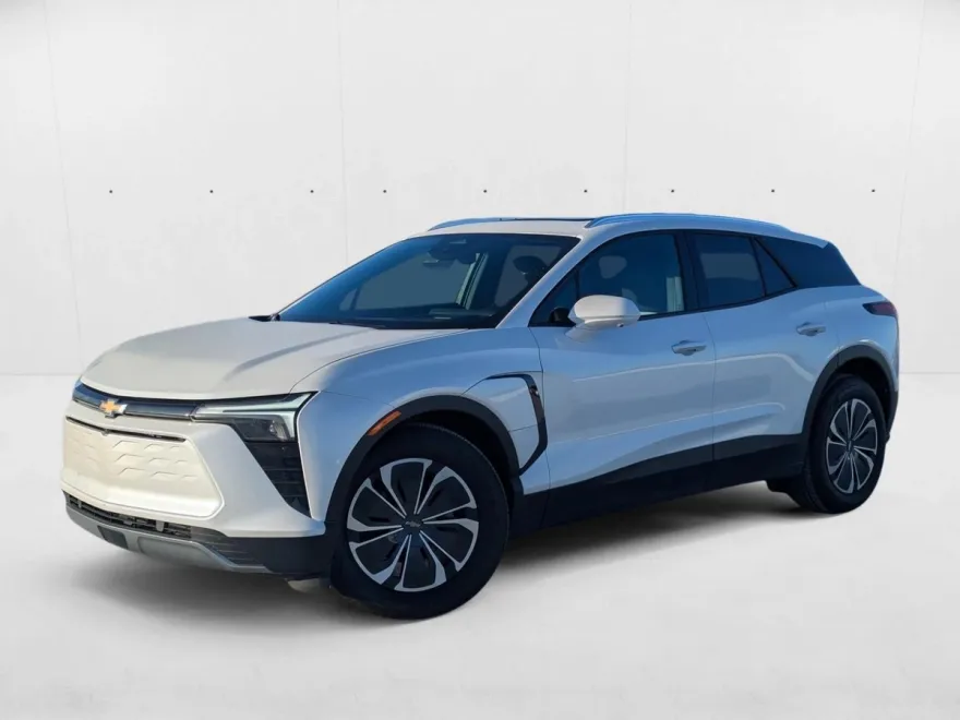 2024 Chevrolet Blazer EV photo 1