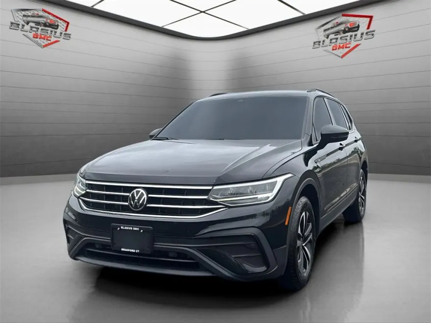 2024 Volkswagen Tiguan S photo 1
