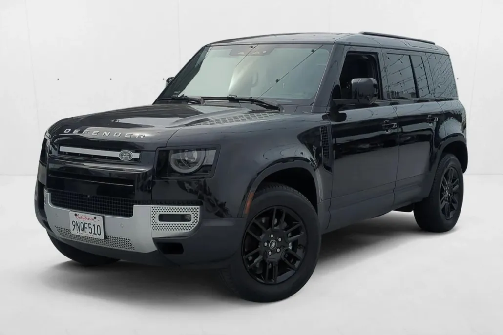 2024 Land Rover Defender 110 S photo 1