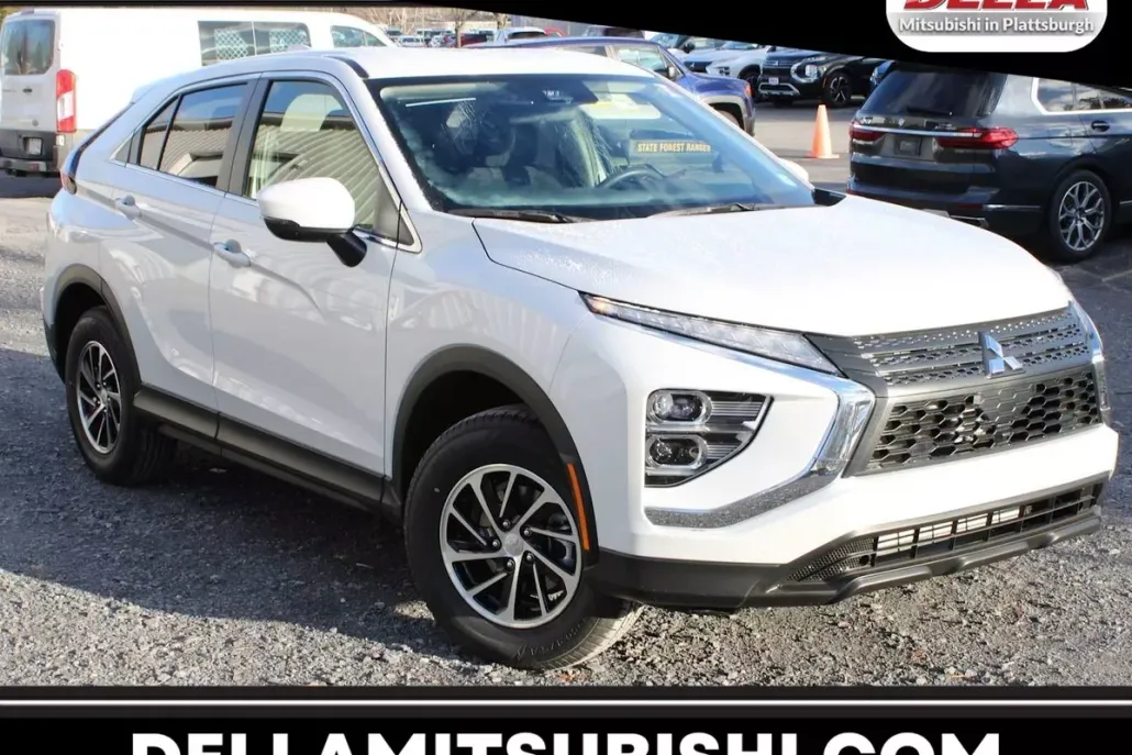 2025 Mitsubishi Eclipse Cross ES photo 1