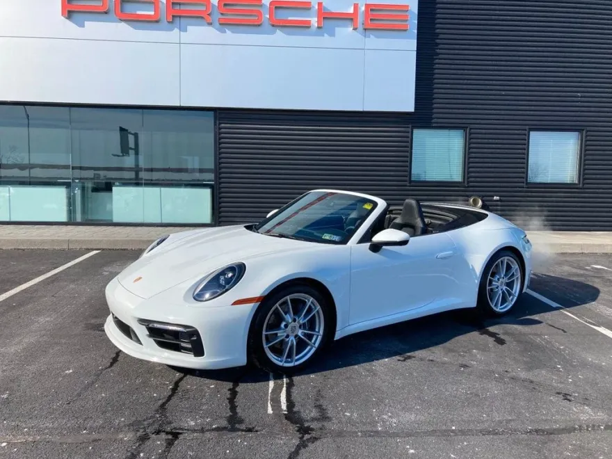 2022 Porsche 911 photo 1