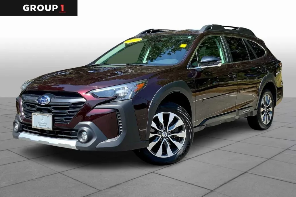 2023 Subaru Outback Limited photo 1